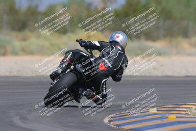 media/Sep-25-2023-Moto Forza (Mon) [[81ffa65e0a]]/B-C Group/Session 4 (Turn 2 Backside)/